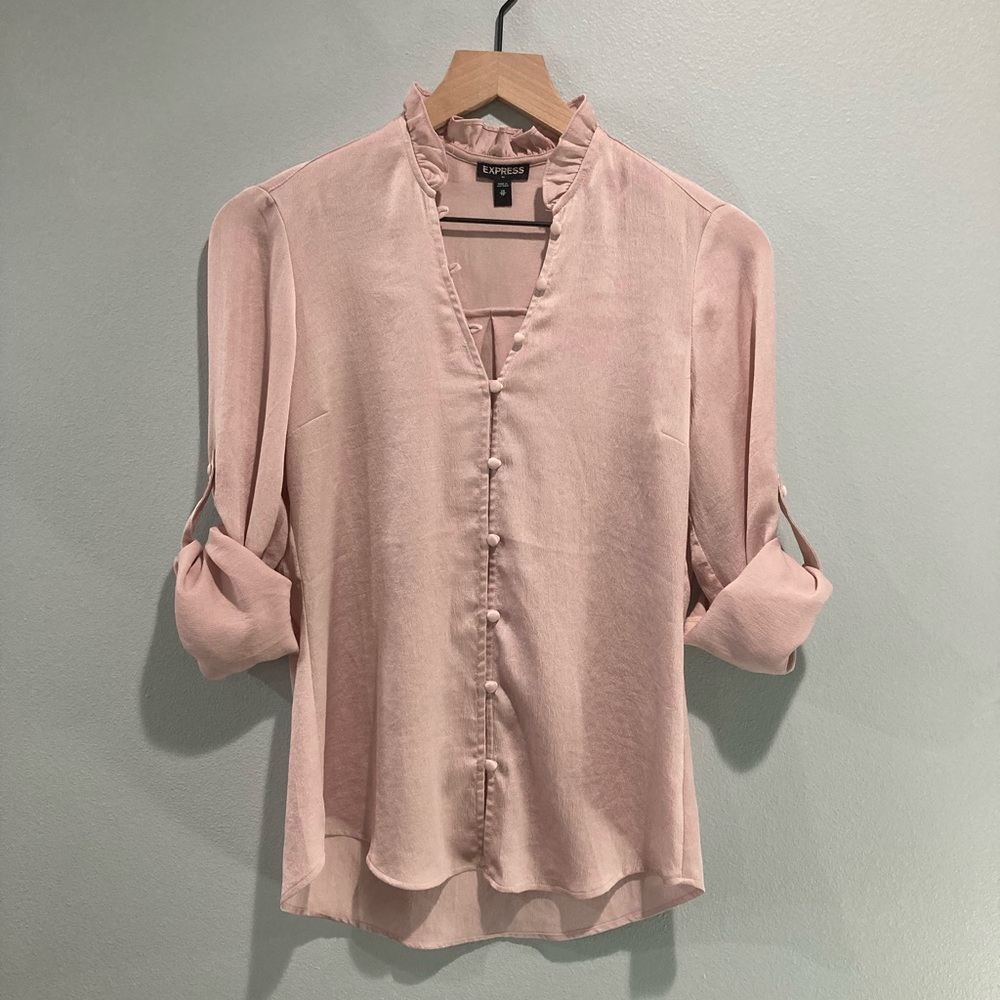 Adorable Express Ruffle Neck Glass Pink Faux Button Down V-Neck Blouse XS